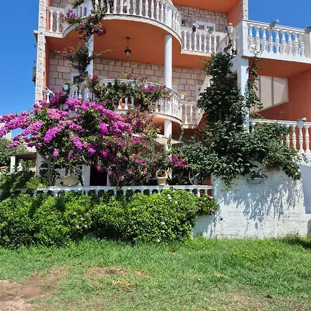 Apartment Pavlovic